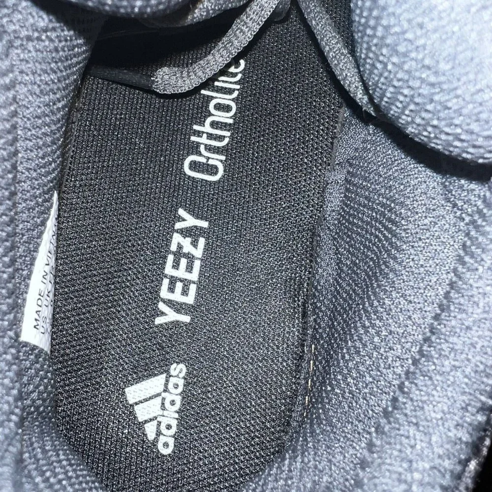 NEW Adidas Yeezy Boost 700 V1 Utility Black Mens Size 7.5 FV5304 Fashion… - Picture 9 of 11